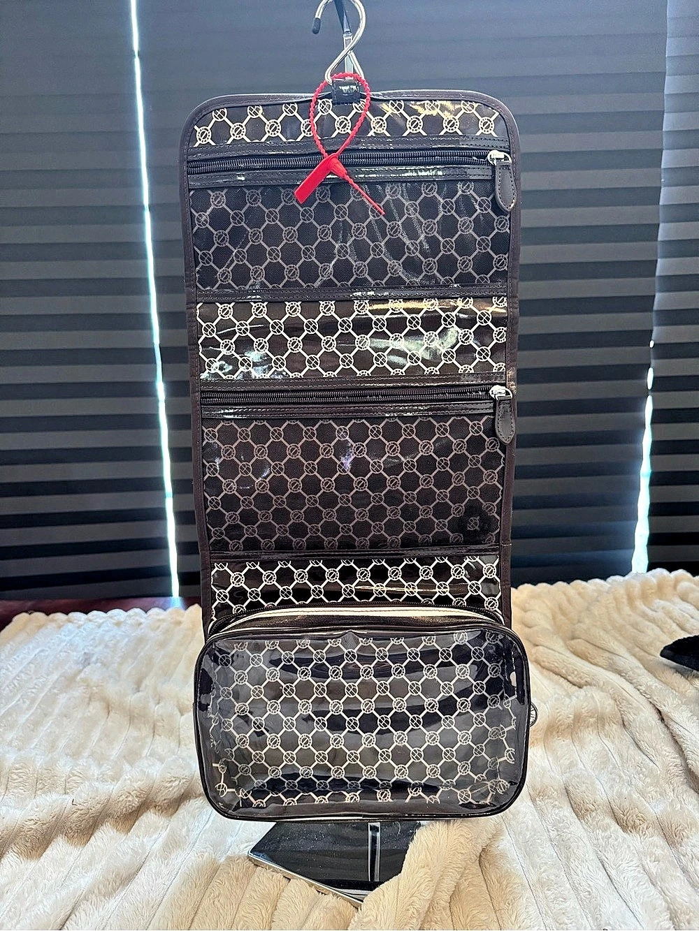 Henri Bendel Signature Brown and White Stripe Hanging Travel Organizer